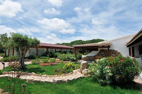 劳格诺多罗俱乐部酒店 Olbia Tempio 外观 照片